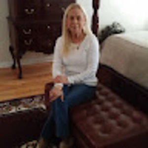 Meet your Posher, Lindalea